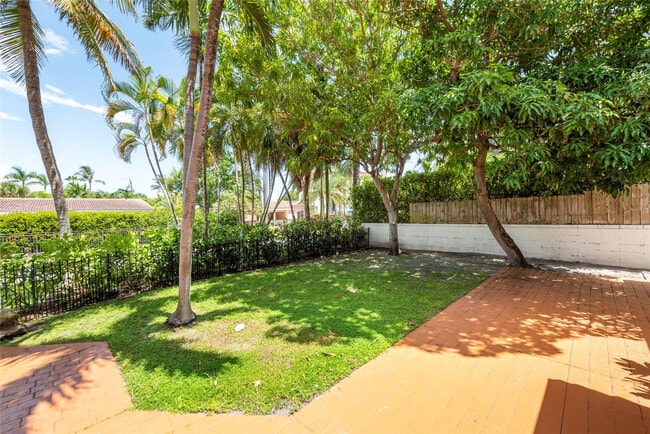 Building Photo - 3412 Leigh Rd