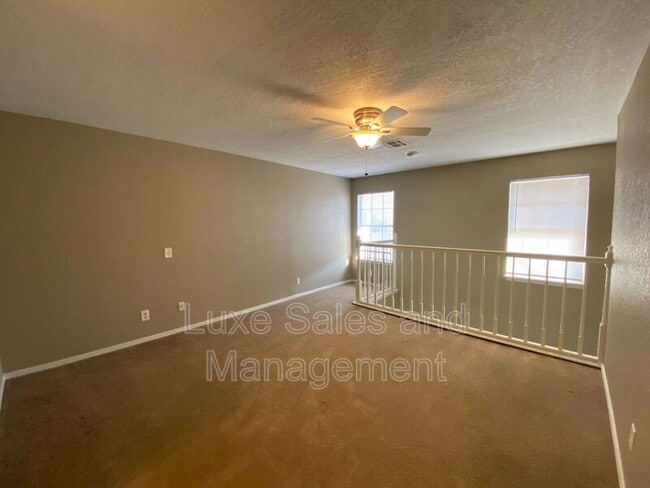 Building Photo - 3200 W Britton Rd