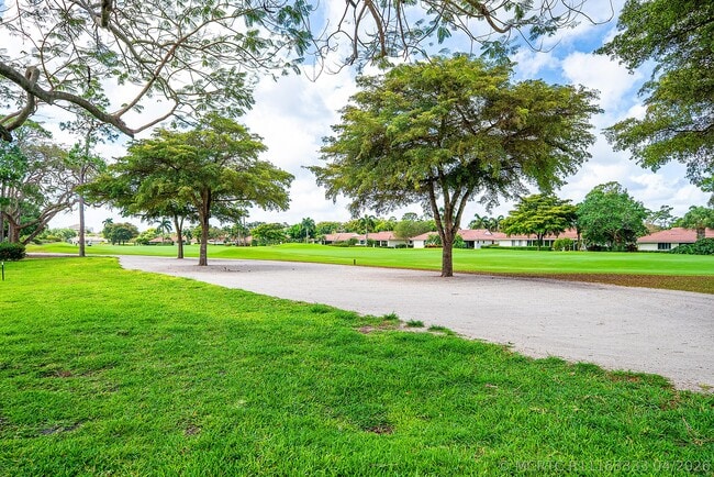 Building Photo - 4116 N Quail Ridge Dr