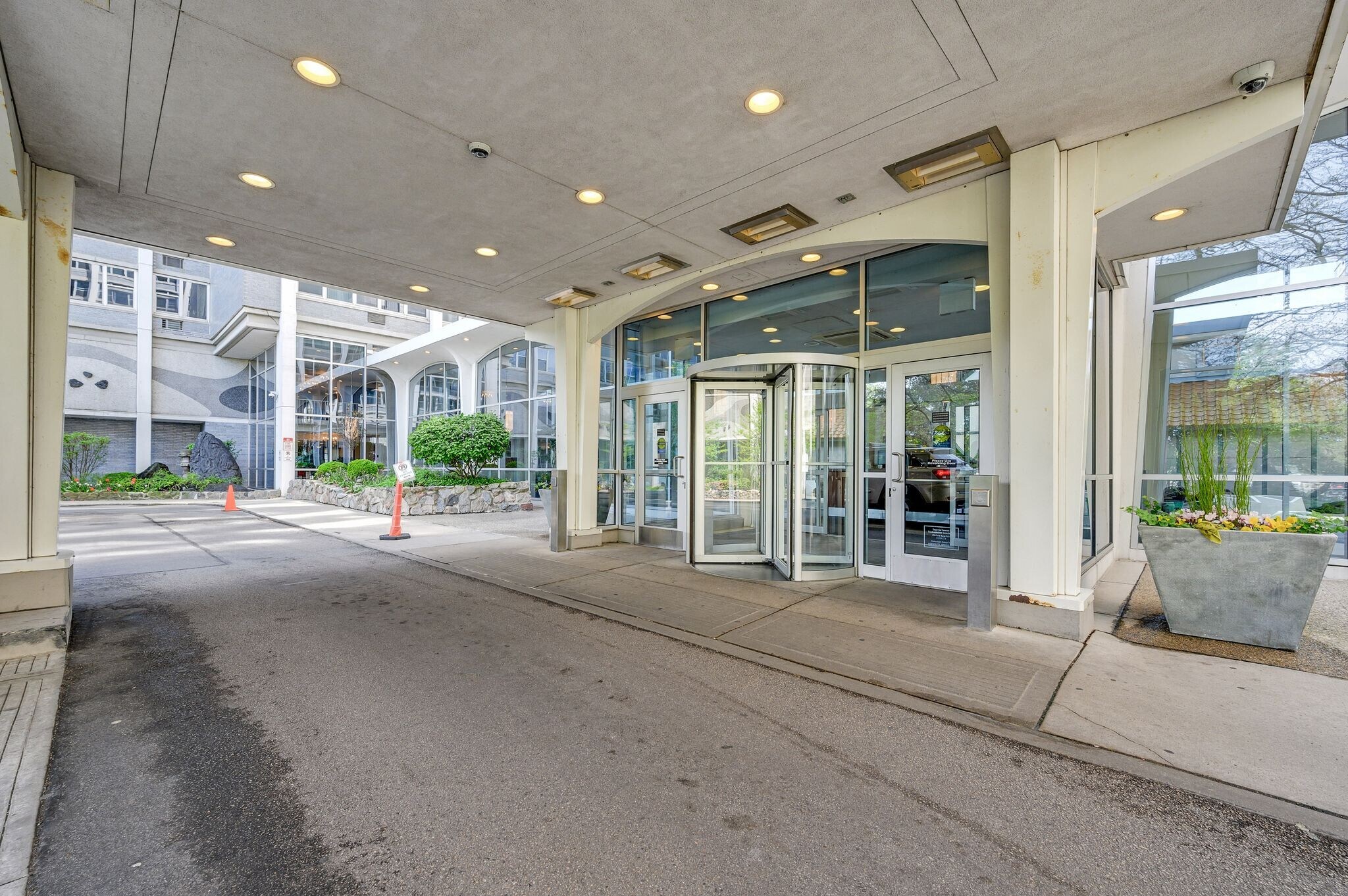Building Photo - 4250 N Marine Dr