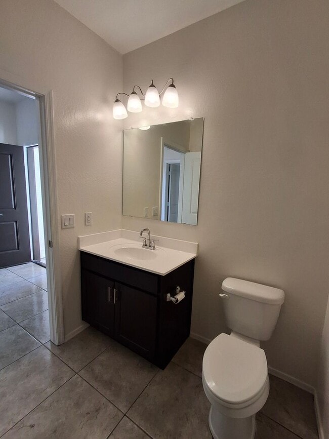 Building Photo - 3560 N Mia Ln