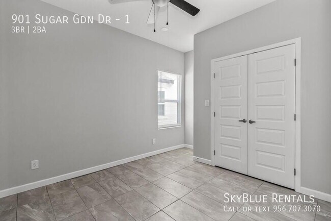 Building Photo - 901 Sugar Gdn Dr