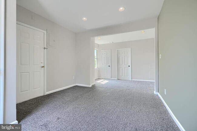 Building Photo - 3805 Garrison Blvd