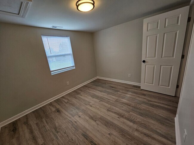 Building Photo - 3 Bedroom Rental in PRP