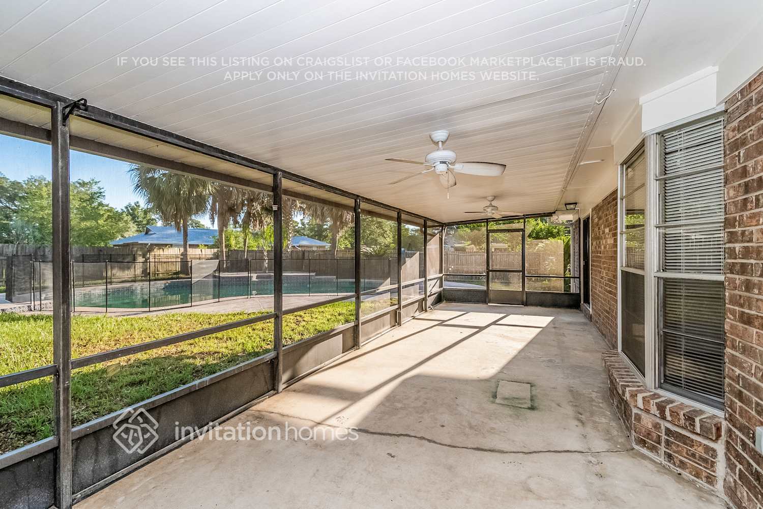 Building Photo - 2048 Pompano Pkwy