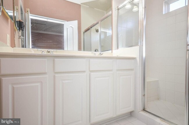 Building Photo - 307 Ridgemont Ave