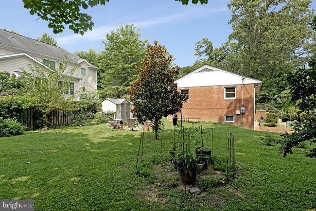 Building Photo - 6513 Old Dominion Dr