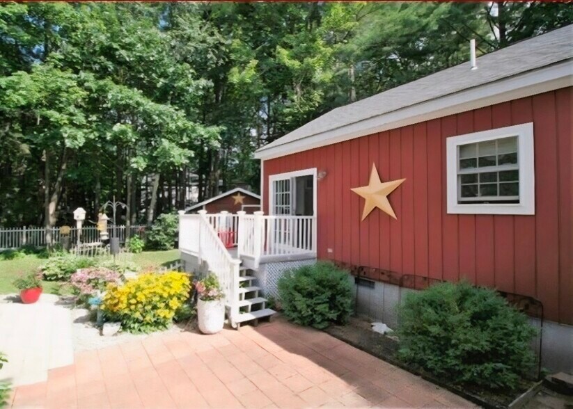 Building Photo - 15 Minuteman Dr