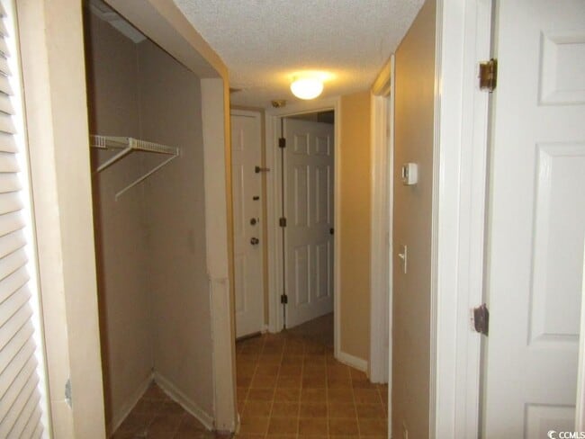 Building Photo - 1100 Possum Trot Rd