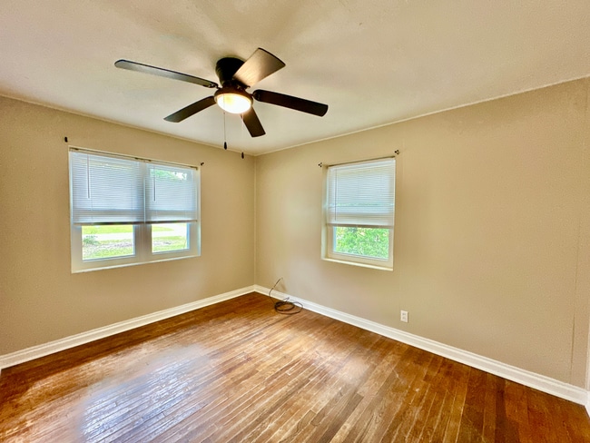 Building Photo - 2324 Sterling Pl