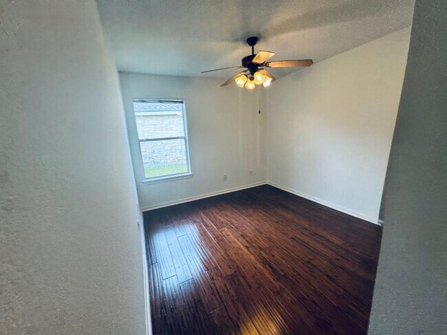 Building Photo - 4216 Veiled Falls Dr