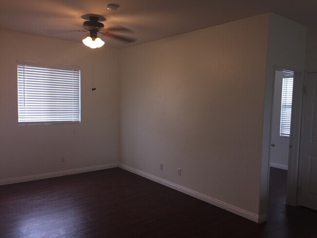 Building Photo - 13333 Snowbell Ln