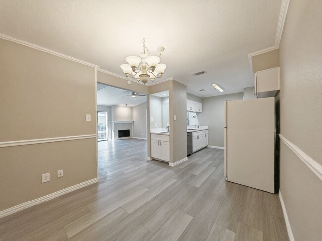 Building Photo - 8100 Cambridge St