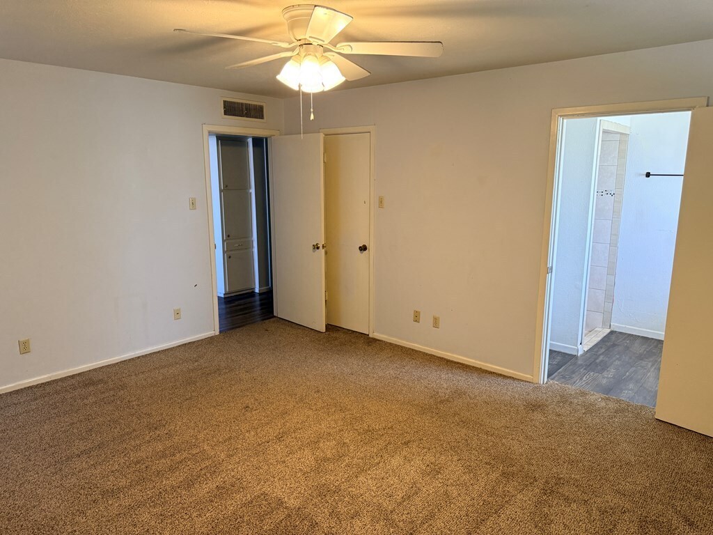 Building Photo - 4252 Candy Ln