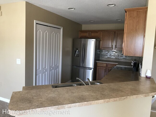 Building Photo - 4020 Pemberly Pines Cir
