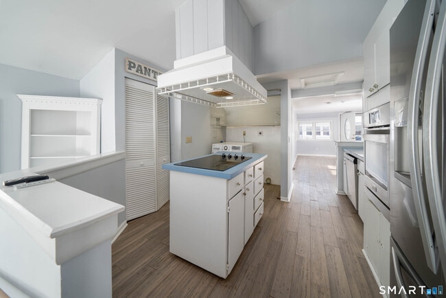 Building Photo - 10C Crouch Rd