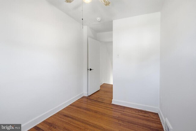 Building Photo - 1108 Cobbs St