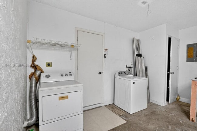 Building Photo - 5331 Belleville Rd