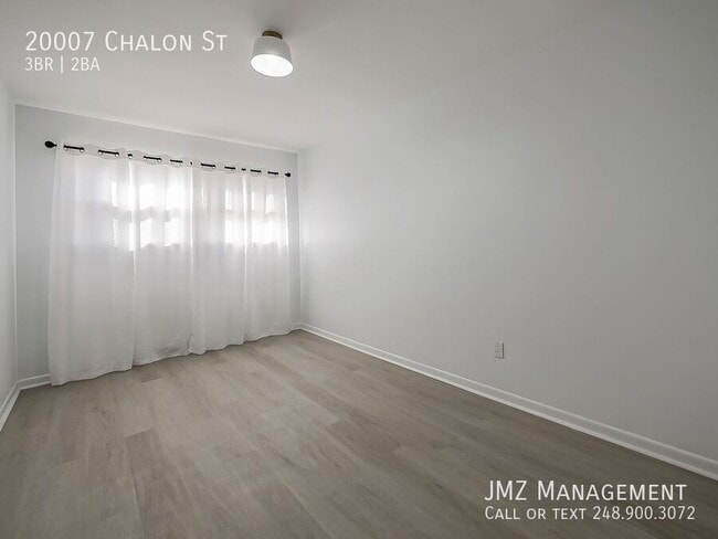 Building Photo - 20007 Chalon St