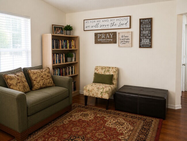 Building Photo - Highlandcity.4/2