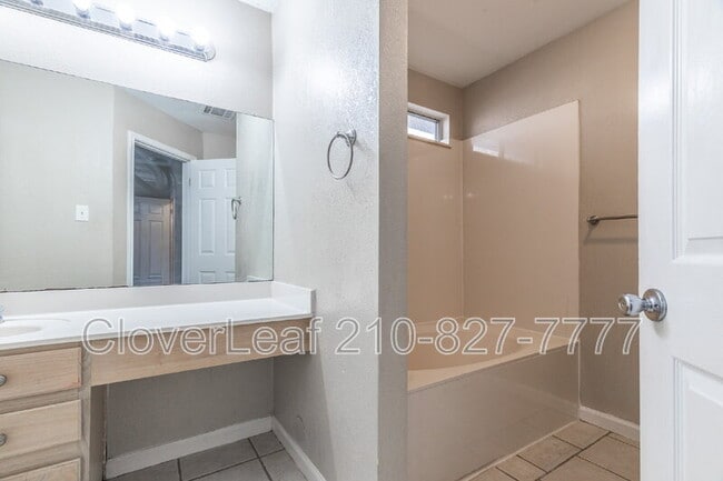 Building Photo - 410 Masonwood Dr