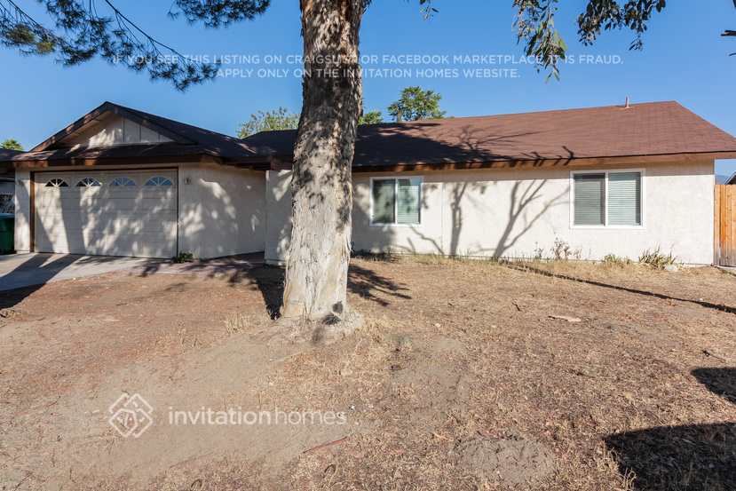 Primary Photo - 25134 Hazelwood Cir