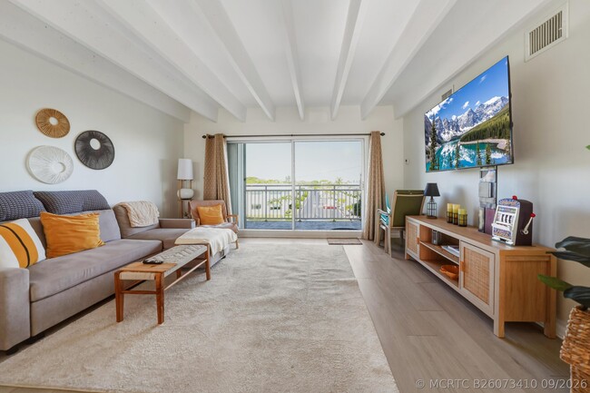 Building Photo - 4500 S Ocean Blvd