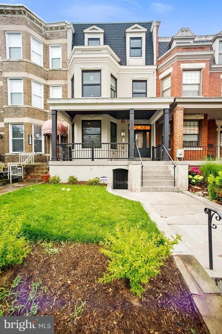 Building Photo - 1230 Fairmont St NW