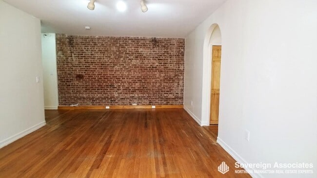 Building Photo - 715 W 172nd St