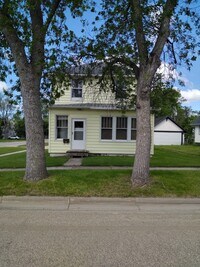 Building Photo - 303 6th Ave NE