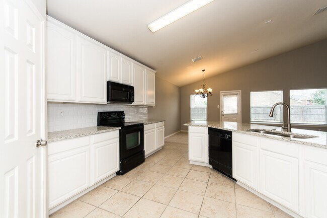 Building Photo - 1413 Gordon Dr