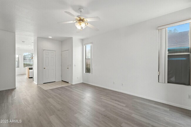 Building Photo - 8815 N 66th Ave