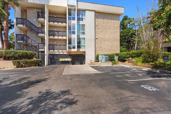 Building Photo - 6416 Friars Rd