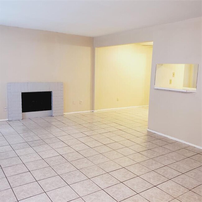 Building Photo - 12511 Ashford Meadow Dr