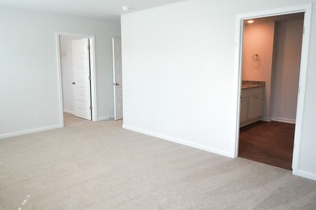 Building Photo - Available Soon!