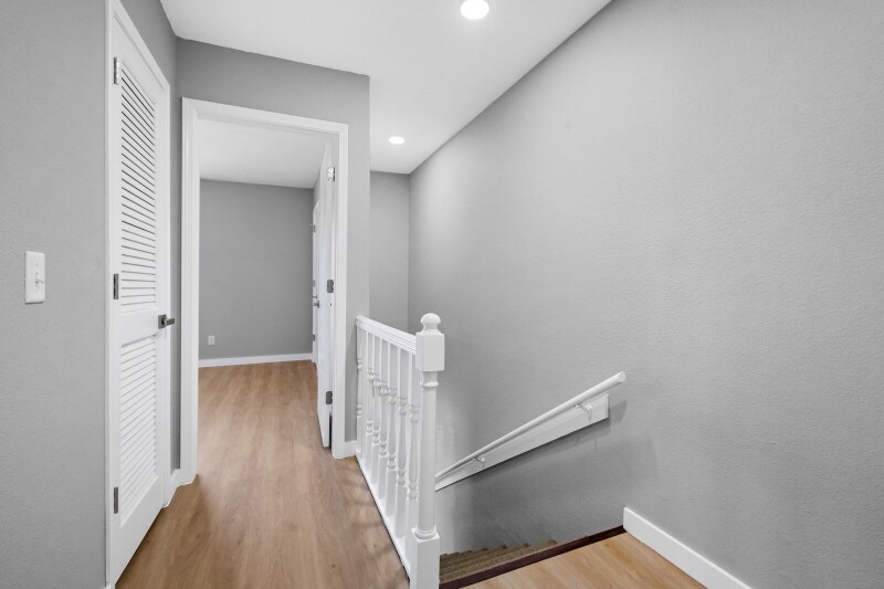 Building Photo - 404 NW D St