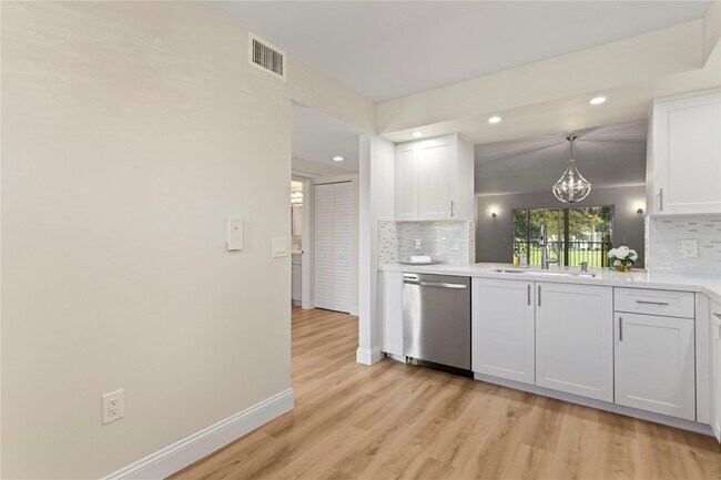 Building Photo - 1501 SW 131st Way