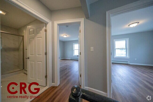 Building Photo - 81 Alder St