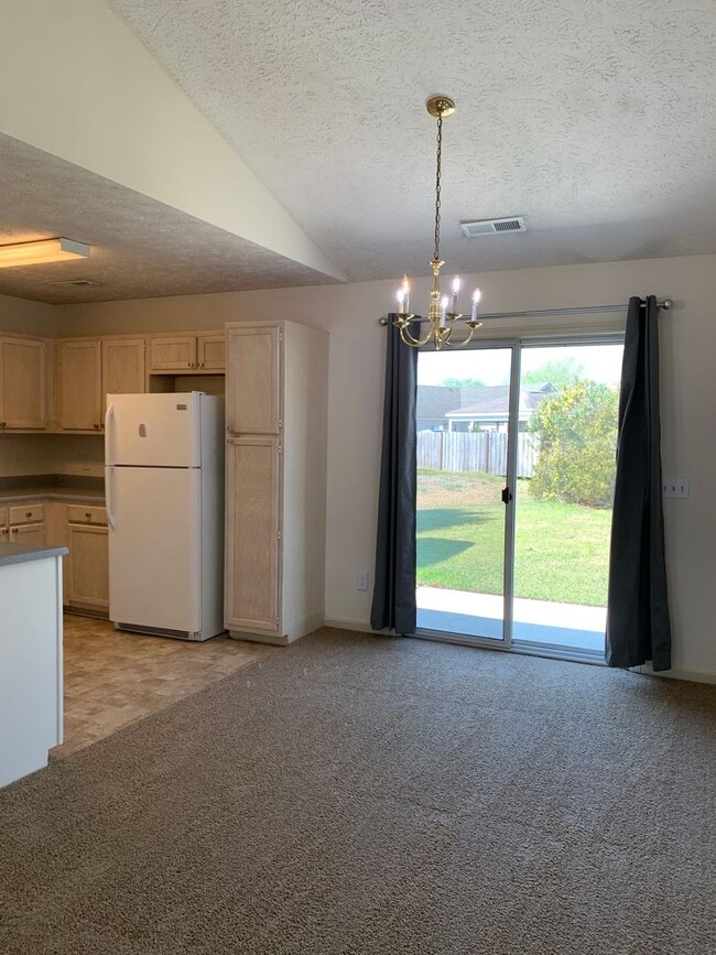 Building Photo - Oban Court 2 Bedroom 2 Bath House