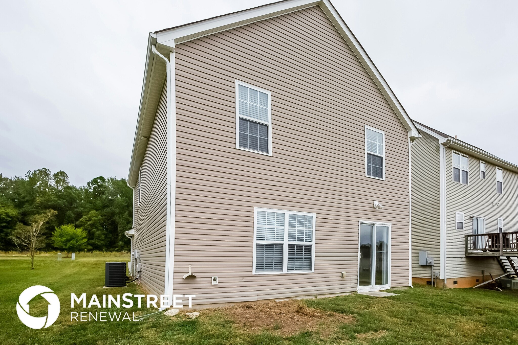 Building Photo - 4941 Hawfield St