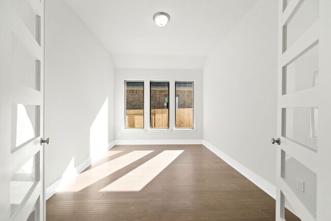 Building Photo - 4 Bedroom/4 Bath Stillwater Ranch Subdivision