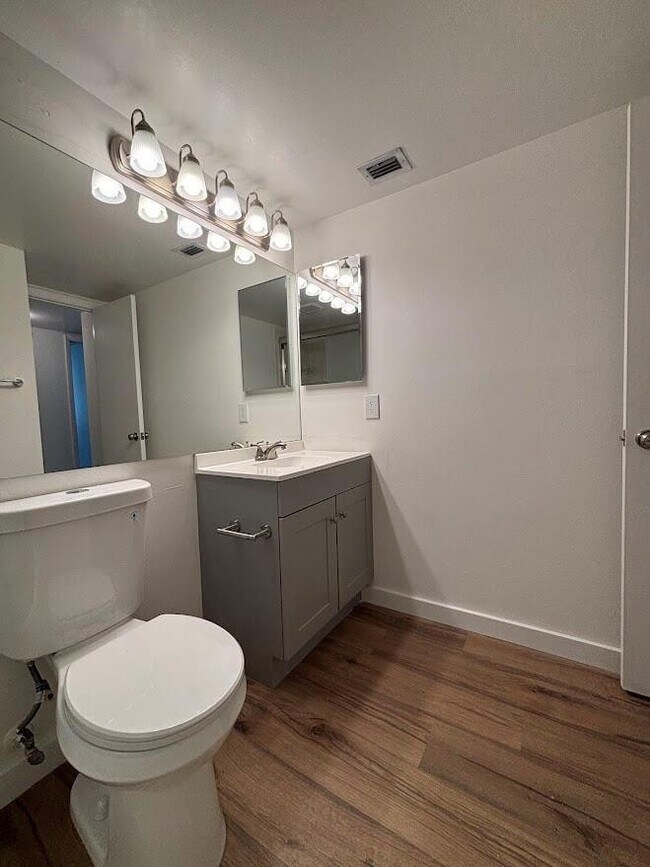 Building Photo - 4962 Sable Pine Cir