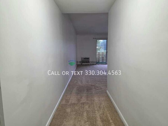 Building Photo - 3939 Market Ave N