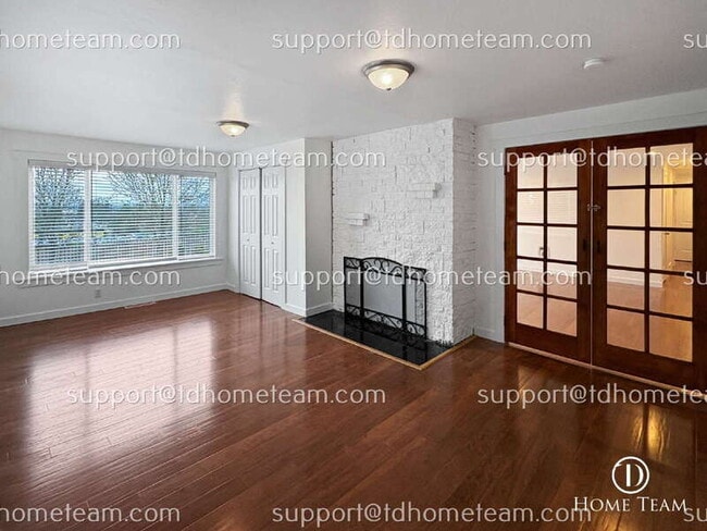 Building Photo - 17012 32nd Ave S