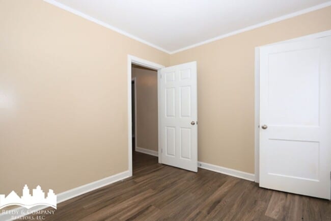 Building Photo - 965 Dillworth St