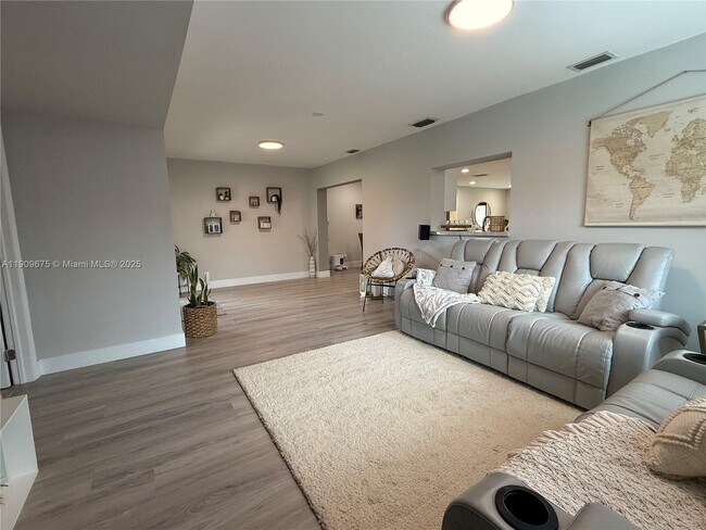 Building Photo - 4009 Jefferson St