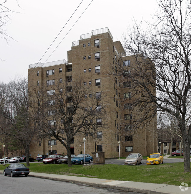 Building Photo - Lake Street Apartments