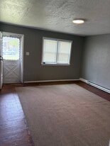 Building Photo - 200 E Emaus St