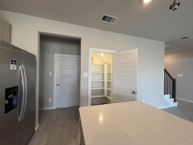 Building Photo - 2527 Gray Gale Ct