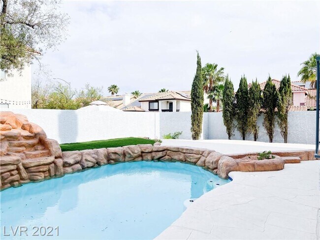 Building Photo - Beautifully Remodeled Home with Pool, RV Parking & 3-Car Garage!